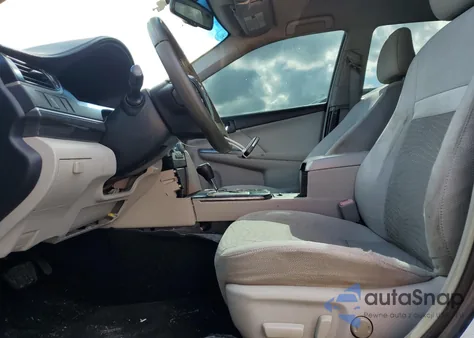 2012 Toyota Camry Hybrid z USA, uszkodzony, nr VIN 4T1BD1FKXCU013293